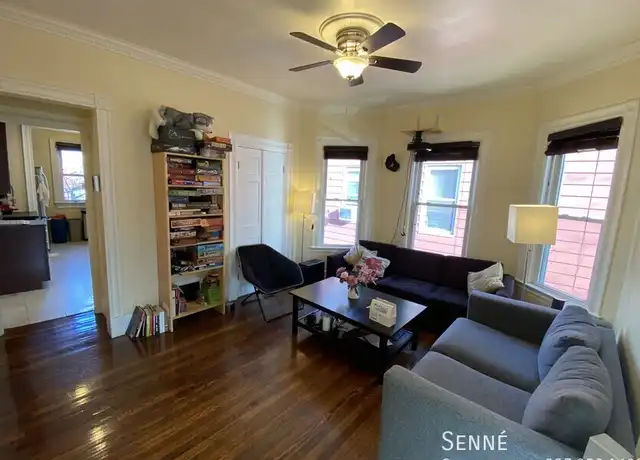 Property at 24 Ellington Rd Unit 2R, Somerville, MA, 02144, 4 beds, 2 baths, [object Object]
