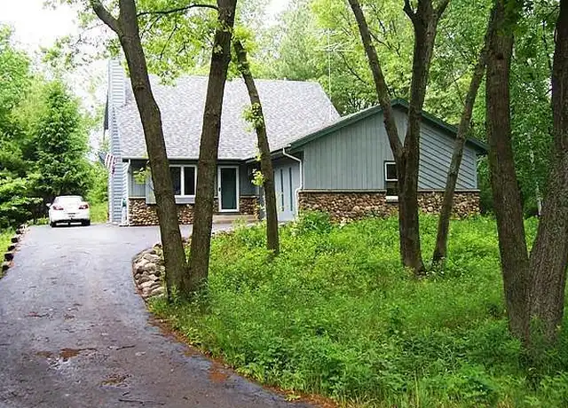 Property at 9028 3rd Ave, Pleasant Prairie, WI, 53158, 3 beds, 2 baths, [object Object]