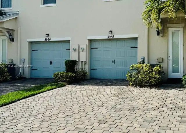 Property at 3956 Poinciana Ln, Hollywood, FL, 33021, 3 beds, 2.5 baths, [object Object]