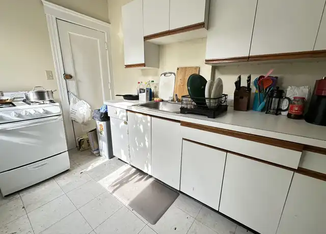 Property at 51 Linden St Unit 11, Boston, MA, 02134, 2 beds, 1 bath, [object Object]