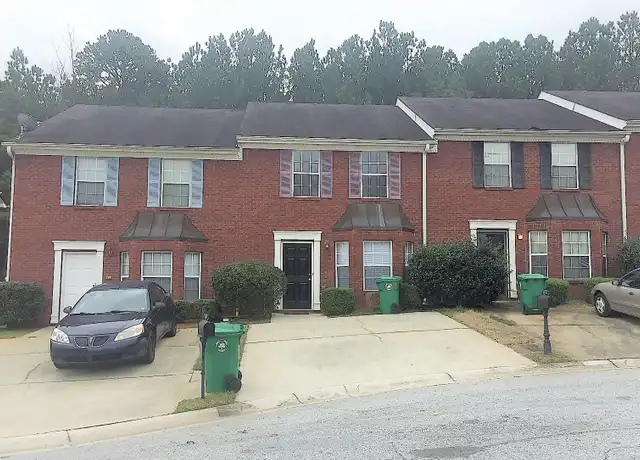 Property at 5659 Windfall Ln, Lithonia, GA, 30058, 2 beds, 2.5 baths, [object Object]