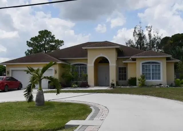 Property at 368 NW Bayshore Blvd, Port Saint Lucie, FL, 34983, 4 beds, 2 baths, [object Object]