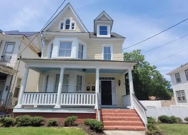 Property at 146 Webster Ave, Portsmouth, VA, 23704, 3 beds, 2 baths, [object Object]