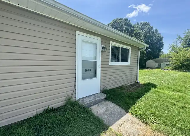 Property at 406 Lindsay St Unit 2, Kernersville, NC, 27284, 2 beds, 1 bath, [object Object]