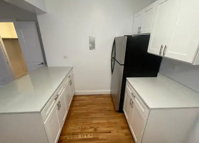 Property at 142-10 Hoover Ave, Briarwood, NY, 11435, 0 beds, 1 bath, [object Object]