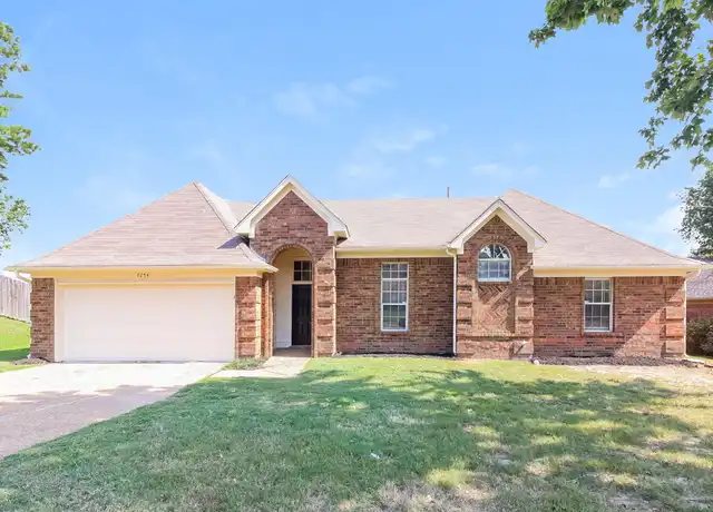 Property at 7254 Schilling Cv W, Memphis, TN, 38125, 3 beds, 2 baths, [object Object]