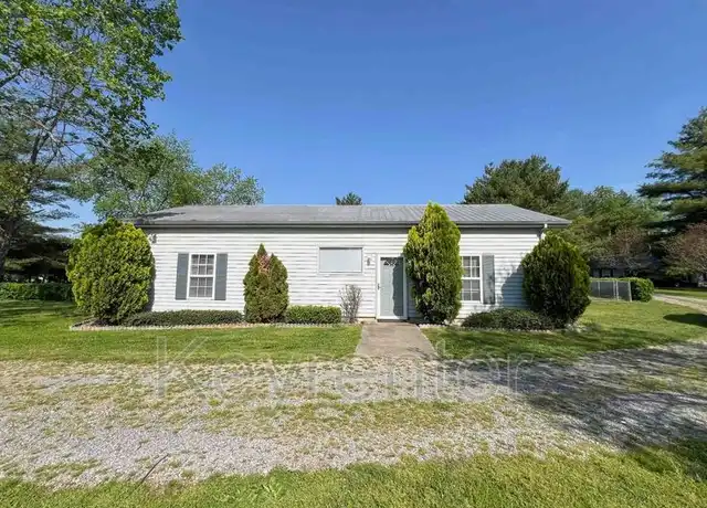 Property at 866 Volunteer Dr, Maryville, TN, 37801, 1 bed, 1 bath, [object Object]