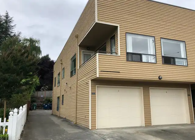 Property at 5409 Ivanhoe Pl NE #8, Seattle, WA, 98105, 2 beds, 2 baths, [object Object]