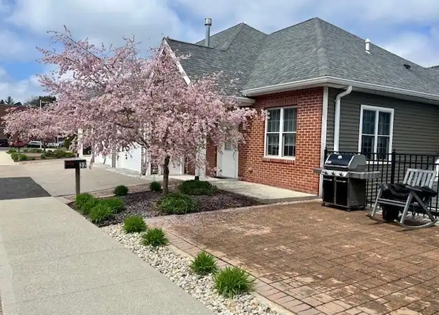 Property at 32 Capone Rd Unit 32, Foxborough, MA, 02035, 2 beds, 2 baths, [object Object]