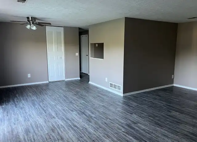 Property at 4582 Roxbury Cir Unit 4606 2C, Batavia, OH, 45103, 2 beds, 1 bath, [object Object]