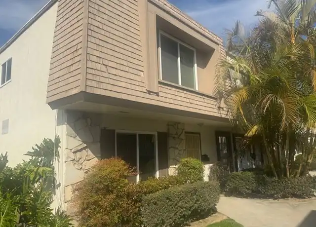 Property at 11086 El Amarillo Ave, Fountain Valley, CA, 92708, 3 beds, 2.5 baths, [object Object]