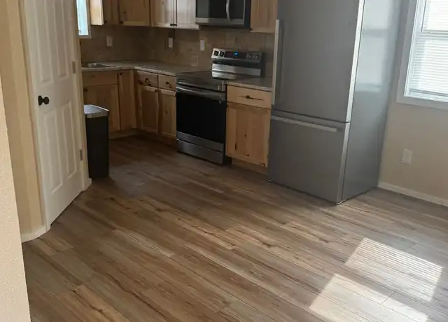 Property at 1623 S Pike Ave Unit 316-W, Bolivar, MO, 65613, 3 beds, 2 baths, [object Object]