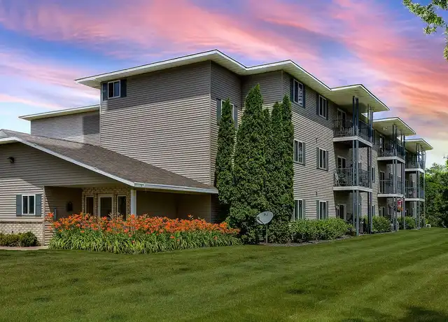 Property at Gray's Landing - Section 42 income guidelines apply - 1900 Aspen Dr, Hudson, WI, 54016, 2-3 beds, 2 baths, [object Object]