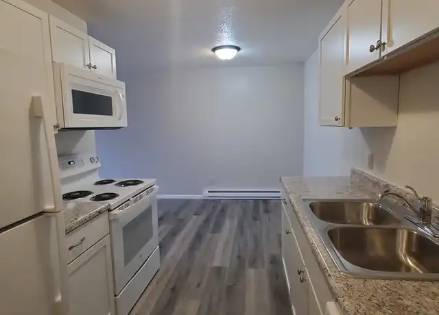 Property at 3011 S 17th St Unit 210, Grand Forks, ND, 58201, 2 beds, 1 bath, [object Object]