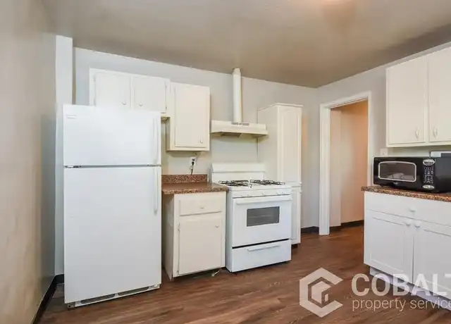 Property at 1982 Rockledge Rd NE Unit 1982-B, Atlanta, GA, 30324, 1 bed, 1 bath, [object Object]