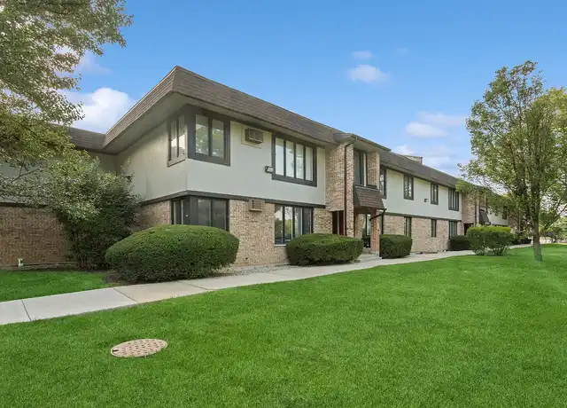 Property at The Clarendon Apartment Homes - 21 58th St, Clarendon Hills, IL, 60514, 1-2 bed, 1-2 bath, [object Object]