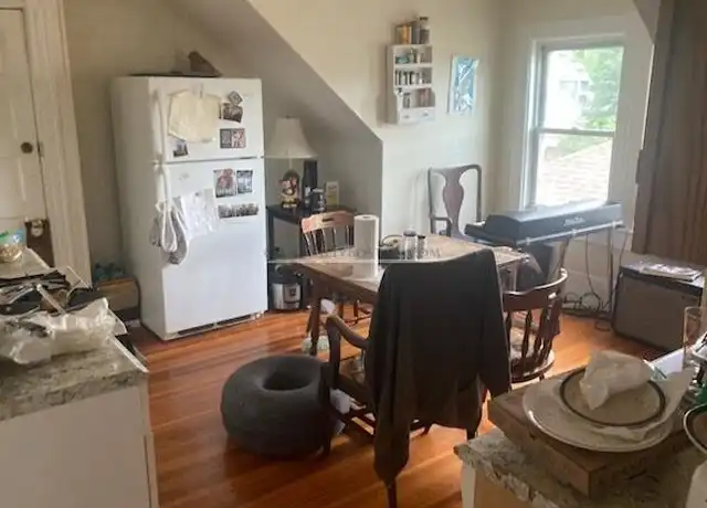 Property at 370 Crescent St, Waltham, MA, 02453, 2 beds, 1 bath, [object Object]