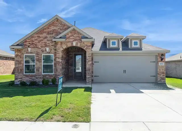 Property at 1032 Sleepy Owl Ln, Fort Worth, TX, 76108, 3 beds, 2 baths, [object Object]