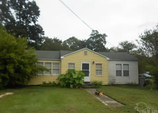 Property at 208 Dwight Ave, Pensacola, FL, 32507, 3 beds, 2 baths, [object Object]