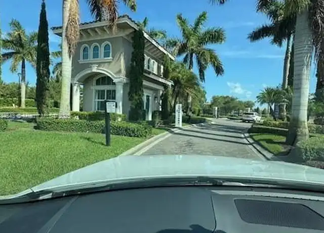Property at 1063 Eucalyptus Dr, Hollywood, FL, 33021, 3 beds, 2.5 baths, [object Object]