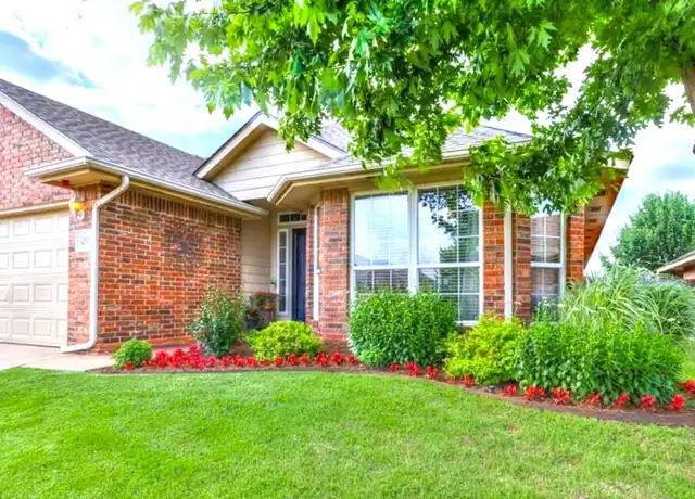 Property at 2009 NW 176th Ter, Edmond, OK, 73012, 3 beds, 2 baths, [object Object]