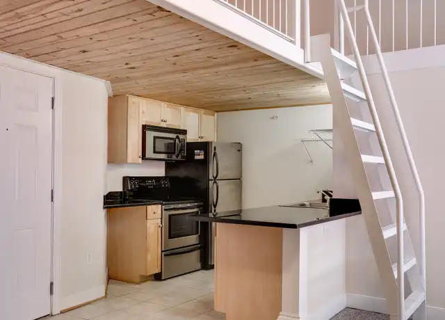 Property at 1321 E Main St Unit 106, Richmond, VA, 23219, 1 bed, 1 bath, [object Object]