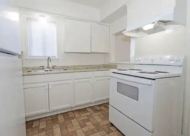 Property at Westwood - 2631 Webb Chapel Ext, Dallas, TX, 75220, 1-2 bed, 1 bath, [object Object]