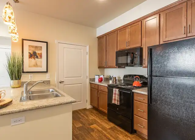 Property at 600 Riverside - 615 N Piere St, Wenatchee, WA, 98801, 0-2 beds, 1-1.5 bath, [object Object]