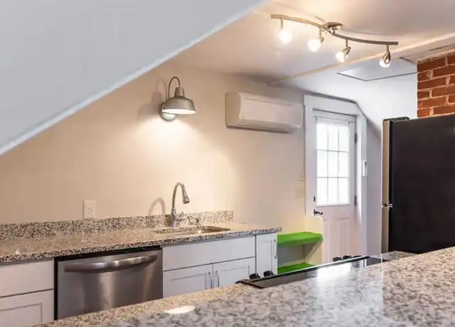 Property at 45 High St Unit 3, Candia, NH, 03034, 1 bed, 1 bath, [object Object]