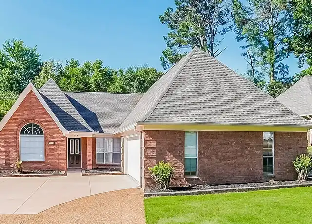 Property at 1163 Carriage Dr S, Southaven, MS, 38671, 3 beds, 2 baths, [object Object]