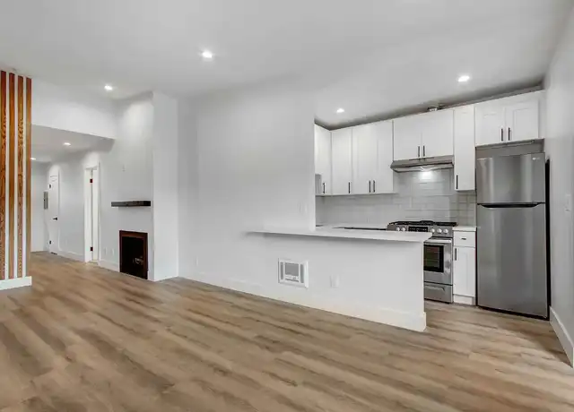 Property at Glenwood Apartments - 10795 Woodbine St, Los Angeles, CA, 90034, 0 beds, 1 bath, [object Object]