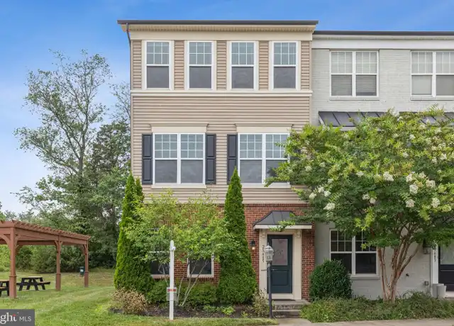 Property at 25485 Feltre Ter, Chantilly, VA, 20152, 4 beds, 3.5 baths, [object Object]