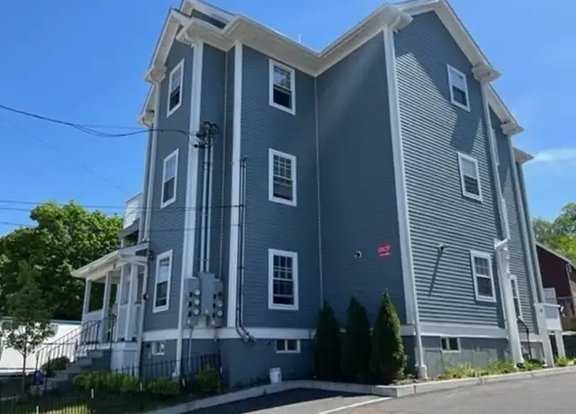Property at 18 Bates Ave, Quincy, MA, 02169, 2 beds, 1 bath, [object Object]