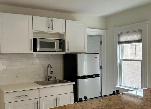 Property at 102 Kings Hwy E Unit 2-A, Fairfield, CT, 06825, 2 beds, 1 bath, [object Object]