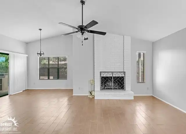 Property at 6515 W Poinsettia Dr, Glendale, AZ, 85304, 2 beds, 2 baths, [object Object]