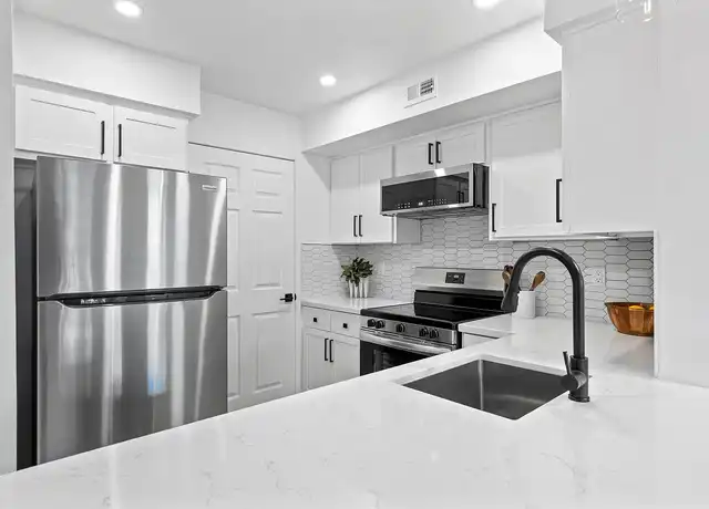 Property at Arcadia Cove - 2252 N 44th St, Phoenix, AZ, 85008, 1-3 bed, 1-2 bath, [object Object]