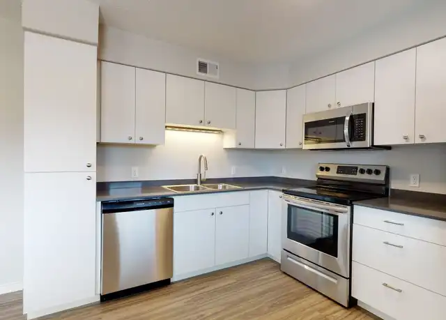 Property at 2415 Espanola St NE, Albuquerque, NM, 87110, 1 bed, 1 bath, [object Object]