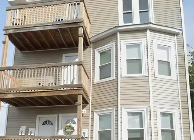 Property at 8 Humes St Unit 3, Pawtucket, RI, 02860, 3 beds, 1 bath, [object Object]