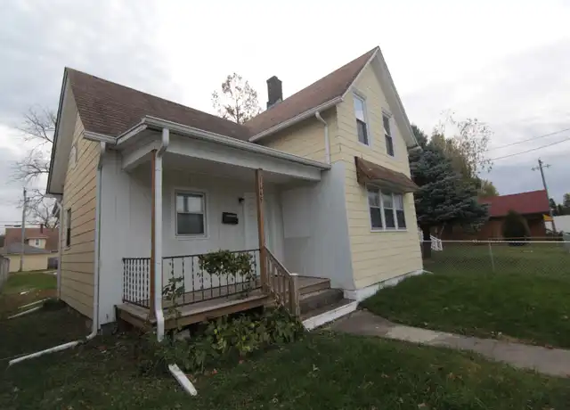 Property at 1645 W 17th St, Davenport, IA, 52804, 3 beds, 1 bath, [object Object]