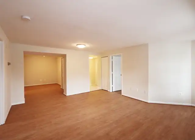 Property at 1660 21st Rd N Unit TA02, Arlington, VA, 22209, 3 beds, 2 baths, [object Object]