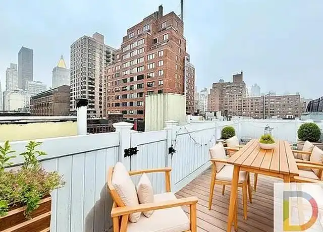 Property at 635 E 6th St Unit 5B, New York, NY, 10009, 1 bed, 1 bath, [object Object]