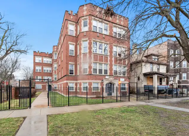 Property at 11218 S Indiana Ave Unit 2, Chicago, IL, 60628, 2 beds, 1 bath, [object Object]
