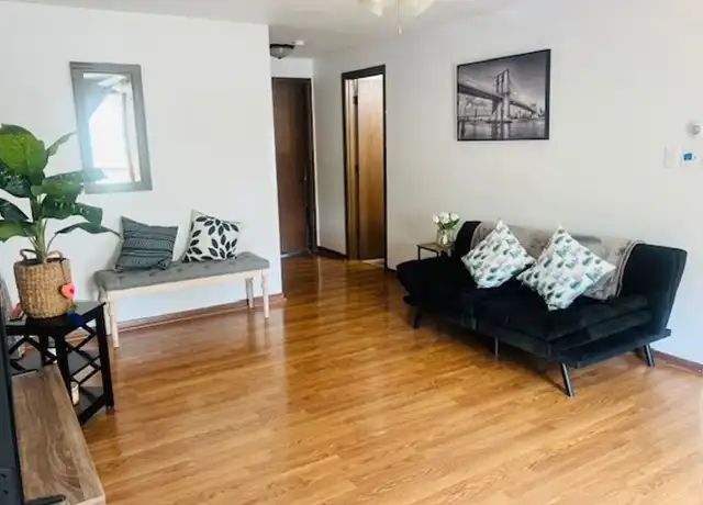 Property at 2408 Park Pl, Sheboygan, WI, 53083, 2 beds, 1 bath, [object Object]