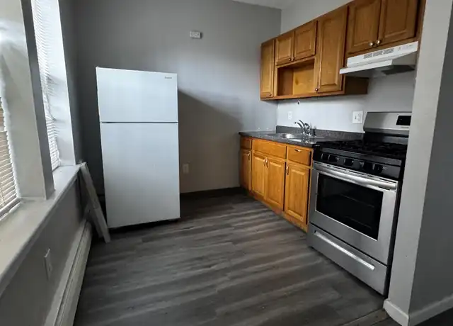 Property at 27 Congress St Unit 104, Hartford, CT, 06114, 1 bed, 1 bath, [object Object]