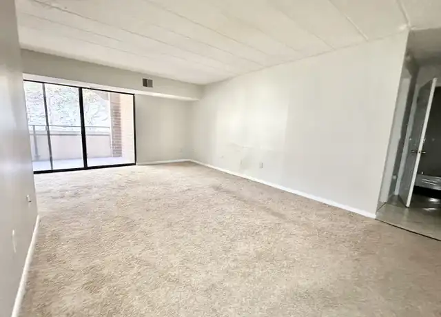 Property at 308C McKnight Cir, Pittsburgh, PA, 15237, 1 bed, 1 bath, [object Object]