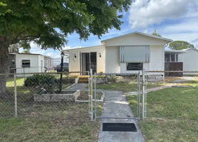 Property at 733 Barlow Cir, Port Orange, FL, 32127, 2 beds, 1 bath, [object Object]