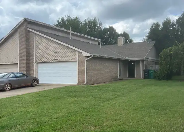 Property at 7907 Debar Cir, Oklahoma City, OK, 73132, 2 beds, 2 baths, [object Object]