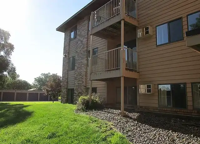 Property at Brookwood Apts. - 1270 Johnson Rd, Saint Cloud, MN, 56304, 1-3 bed, 1 bath, [object Object]