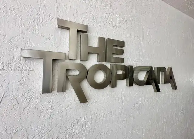 Property at 15645 Collins Ave #706, North Miami Beach, FL, 33160, 2 beds, 2 baths, [object Object]