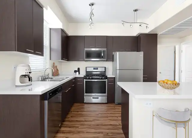 Property at Vue at Centennial - 7350 W Centennial Pkwy, Las Vegas, NV, 89131, 1-2 bed, 1-2 bath, [object Object]